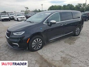 Chrysler Pacifica 3.0 hybrydowy 2022r. (LEXINGTON)