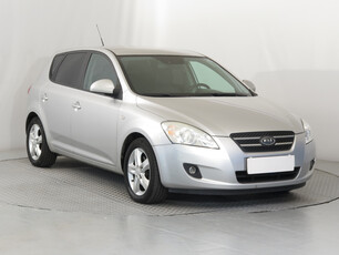 Kia Ceed 2011 1.6 CRDi 182964km Hatchback