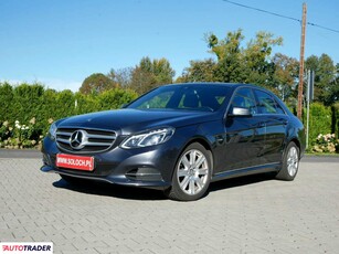 Mercedes E-klasa 2.0 benzyna 184 KM 2015r. (Goczałkowice-Zdrój)