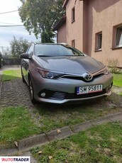 Toyota Auris 1.6 benzyna 132 KM 2016r.