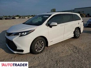 Toyota Sienna 2.0 hybrydowy 2021r. (KANSAS CITY)