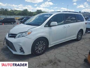 Toyota Sienna 3.0 benzyna 2018r. (LEBANON)