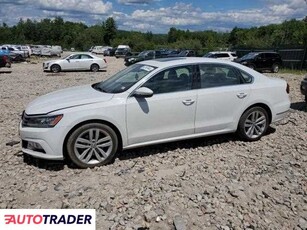 Volkswagen Passat 2.0 benzyna 2018r. (CANDIA)