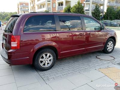 Chrysler town and country 2008