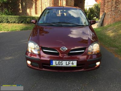 Nissan Almera