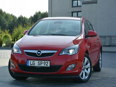 Opel Astra J Hatchback 5d 1.4 Turbo ECOTEC 140KM 2011