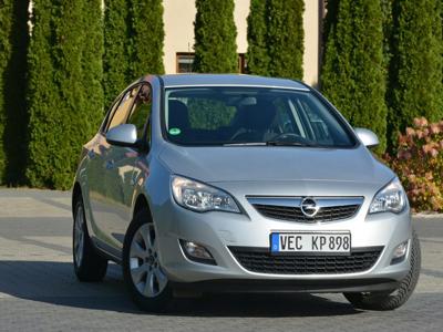 Opel Astra J Hatchback 5d 1.6 Twinport ECOTEC 115KM 2010