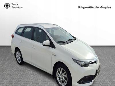 Toyota Auris II Touring Sports Facelifting 1.8 Hybrid 136KM 2017