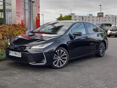 Toyota Corolla XII Sedan 1.8 Hybrid 122KM 2019