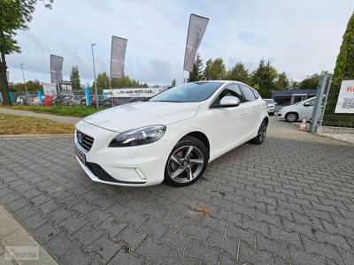 Volvo V40 II