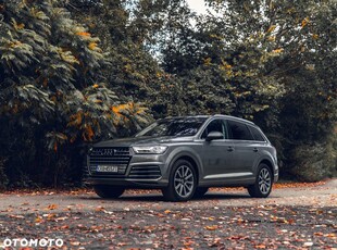 Audi Q7 55 TFSI quattro tiptronic