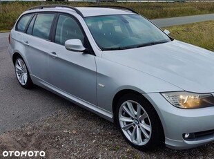 BMW Seria 3 320d DPF Touring