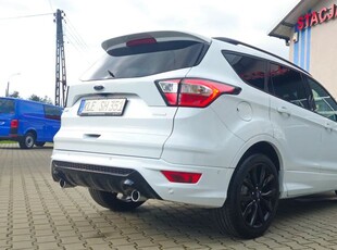 Ford Kuga 1.5 EcoBoost 2x4 ST-Line