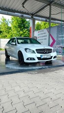 Mercedes-Benz Klasa C 180 T CDI DPF (BlueEFFICIENCY)