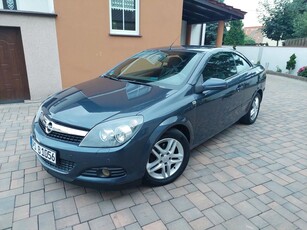 Opel Astra GTC 1.6 Cosmo