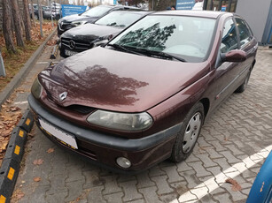 Renault Laguna 2000 1.6 16V 153143km Hatchback