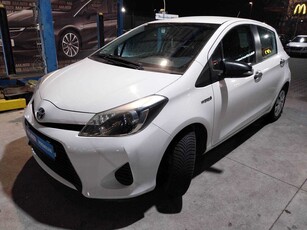 Toyota Yaris 2013 1.5 Hybrid 172185km Hatchback