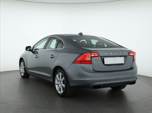 Volvo S60 2018 T3 137827km Sedan