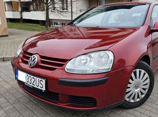 VW Golf 5 2005r 1.6 benz -niski przebieg ,zadbane wnetrze ,5 drzwi