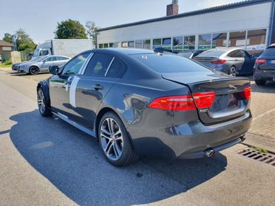 Używane Jaguar XE - 75 000 PLN, 18 km, 2019