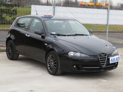 Alfa Romeo 147 2008 1.6 16V T.SPARK ECO 211133km ABS klimatyzacja manualna