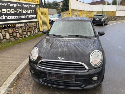 MINI One II MINI ONE 1.6BENZ. 2011