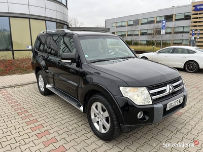 Mitsubishi pajero 3.2 didblokada lsd 7 osob