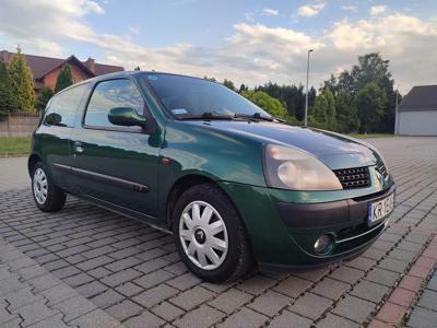 Używane Renault Clio - 5 500 PLN, 188 600 km, 2002
