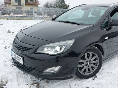 Opel Astra 1.4 140PS Turbo Benz GrzaneFotele+Kierownica Navi Xenon LED J (2009-2019)