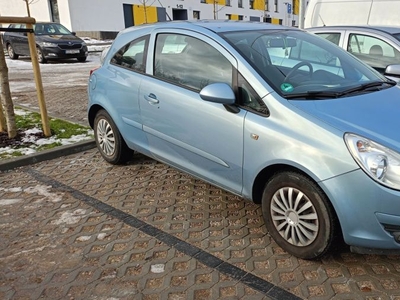 Opel Corsa D klimatyzacja tempomat 1.2