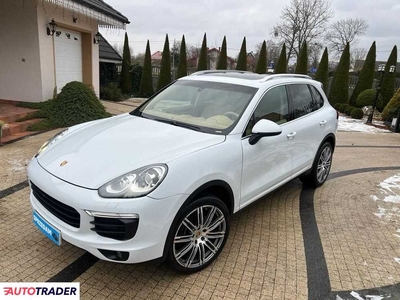 Porsche Cayenne 3.6 benzyna 300 KM 2017r. (krotoszyn)