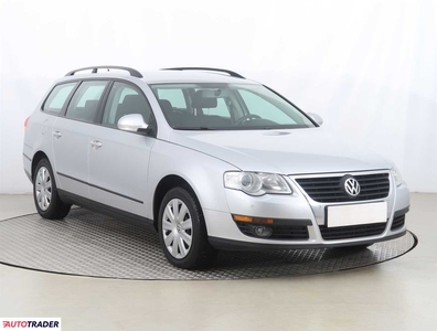 Volkswagen Passat 2.0 138 KM 2010r. (Piaseczno)