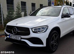 Mercedes-Benz GLC 300 4Matic 9G-TRONIC AMG Line