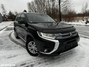 Mitsubishi Outlander 2.0 4WD Plug-In Hybrid Top