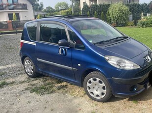 Peugeot 1007 Klima Panorama 1,4 benzyna