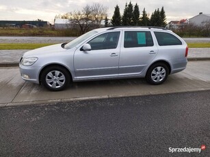 Skoda Octavia 2 FL Ambiente 1.6 Mpi kombi - super stan