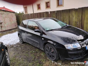 Sprzedam fiata stilo 1.4benzyna gaz