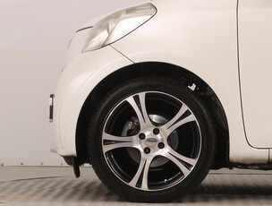 Toyota iQ 2009 1.0 VVT