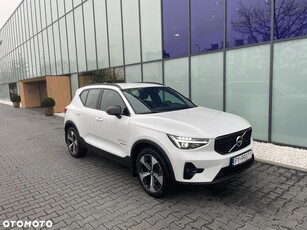 Używany Volvo XC 40 2024