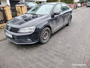 Volkswagen Jetta 2017 - szkoda zalaniowa