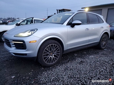 2019 PORSCHE CAYENNE S