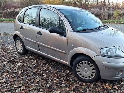 5,5l na 100km w mieście. Mega stan .Citroen c3. Piękny