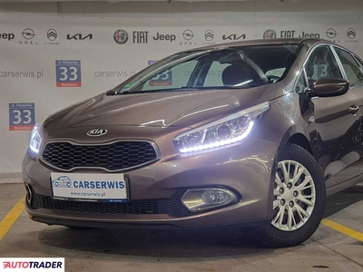 Kia Ceed 1.4 benzyna 100 KM 2015r. (Warszawa)