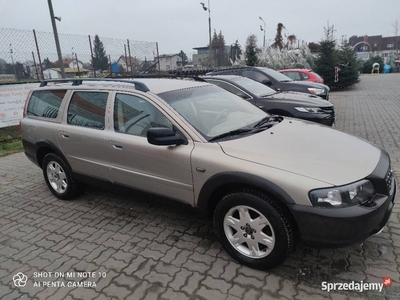 Volvo XC70 Cross Country 4*4 2.5T - Zamiana - Xenon - Skora