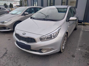 Kia Ceed 2013 1.4 CVVT 174330km ABS klimatyzacja manualna