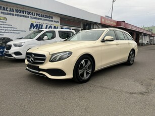 Mercedes E 220