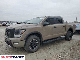 Nissan Titan 5.0 benzyna 2021r. (SIKESTON)