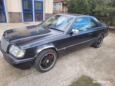 Mercedes 124 coupe 320ce