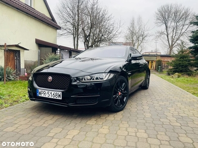 Jaguar XE 2.0 T Prestige