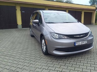 Chrysler Pacifica 3.6 V6 8 Osób Zarejestrowana